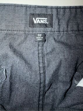 Vans Men’s Size 32 Black Charcoal Cargo Shorts Skate Streetwear